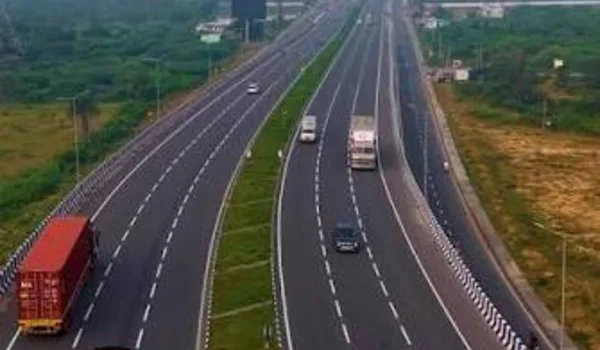 NH-44 highway through Kompally