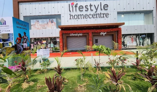Puli KR Square Shopping Centre Lifestyle Kompally